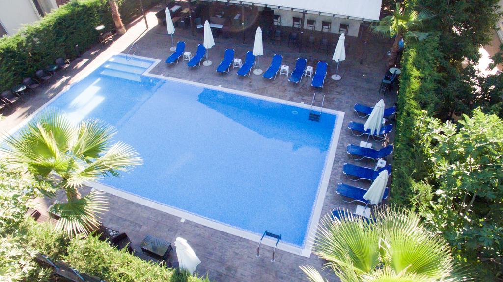 Hotel Ena Loutra Ipatis Exterior foto