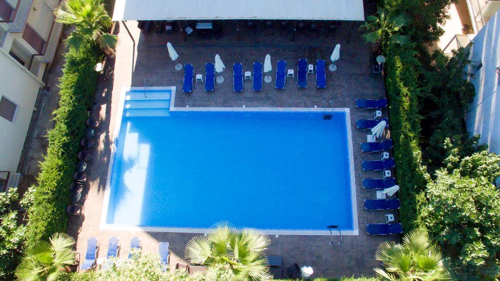 Hotel Ena Loutra Ipatis Exterior foto