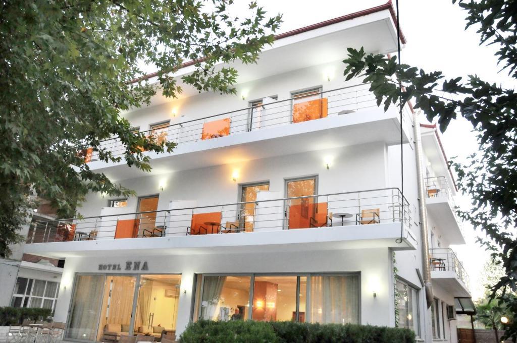 Hotel Ena Loutra Ipatis Exterior foto